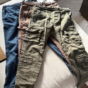 Hollister Men's Joggers - Olive, Brown, and Navy
